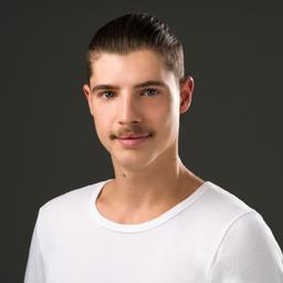 Gaétan Läng, Growth & Business Development at CryptoScores